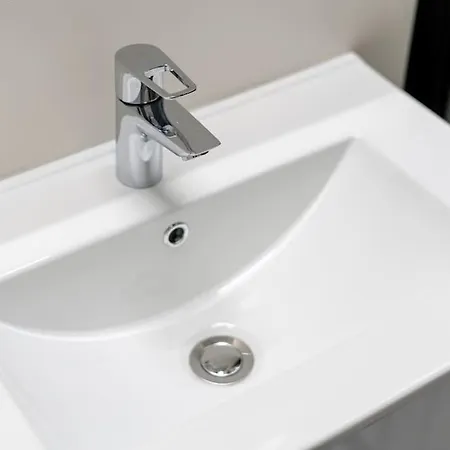 Appartement Petite - Feet In Water Hands On The Rock Dinant