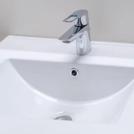 Petite - Feet In Water Hands On The Rock Appartement Dinant