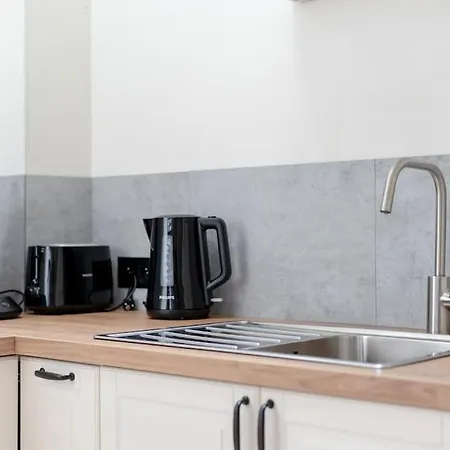 Appartement Petite - Feet In Water Hands On The Rock Dinant