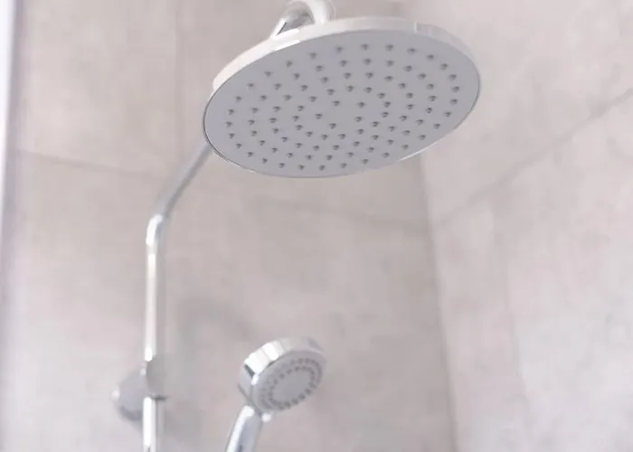 Petite - Feet In Water Hands On The Rock Appartement Dinant